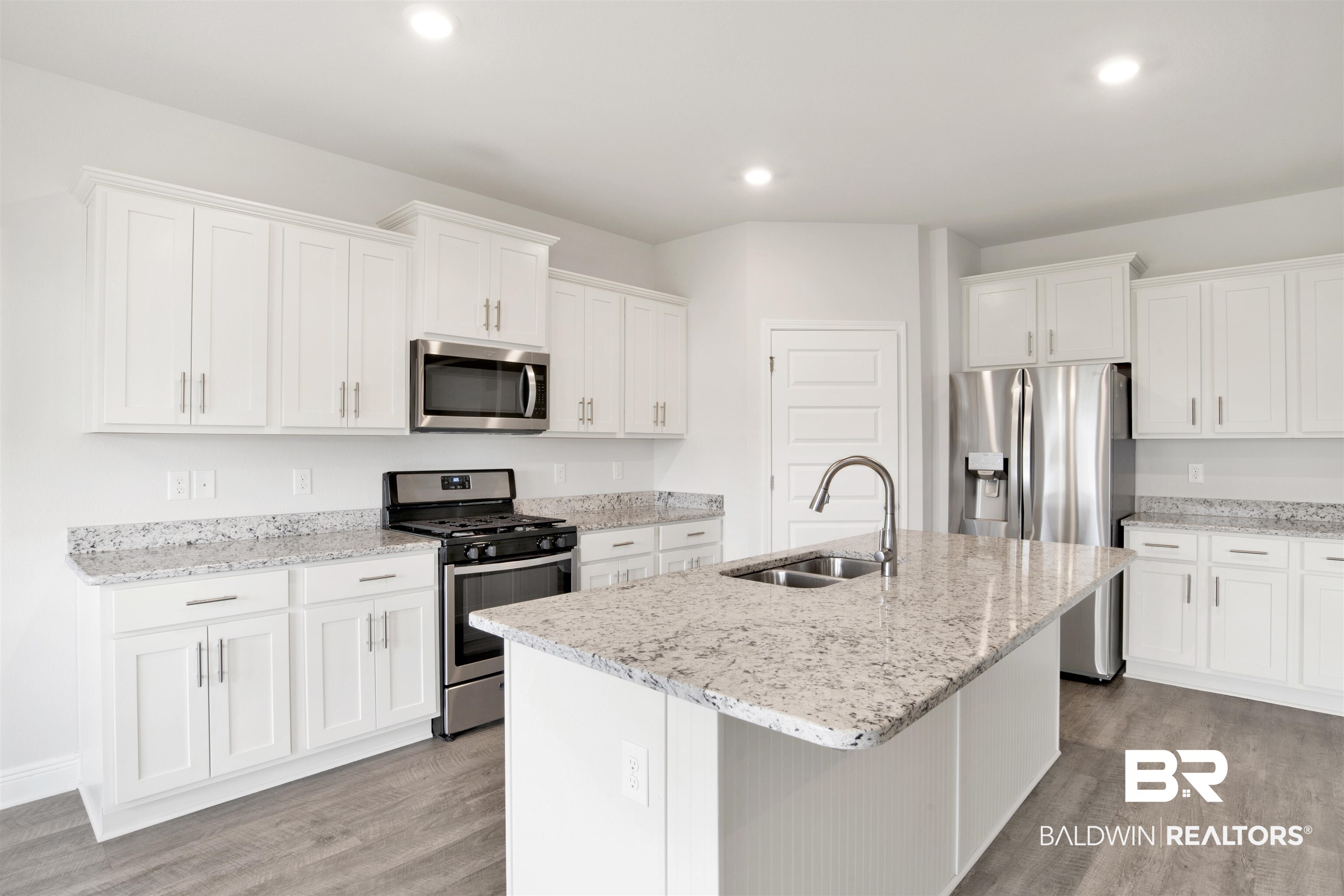 24750 Spectacular Bid Loop Daphne, AL 36526 - Photo 2 of 23 Gallery Image 2