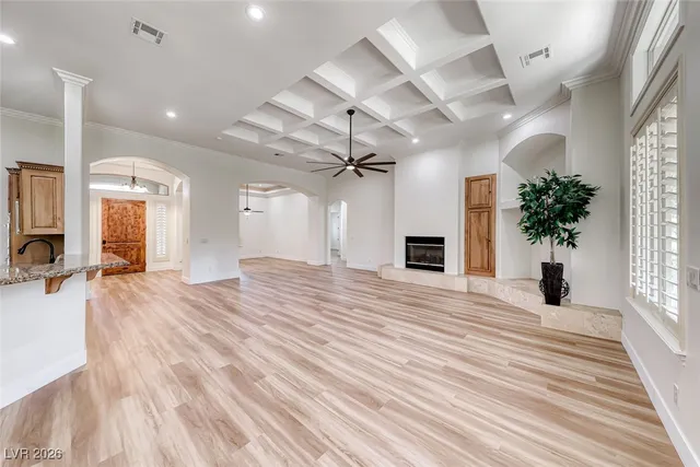 $1,000,000 | 211 Viewmont Drive, Henderson, NV 89015