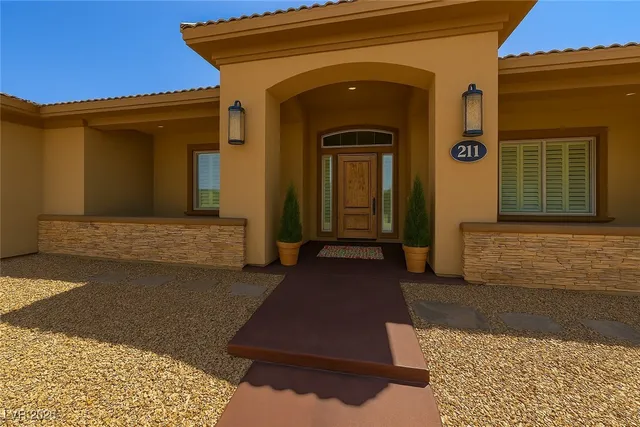 $1,000,000 | 211 Viewmont Drive, Henderson, NV 89015