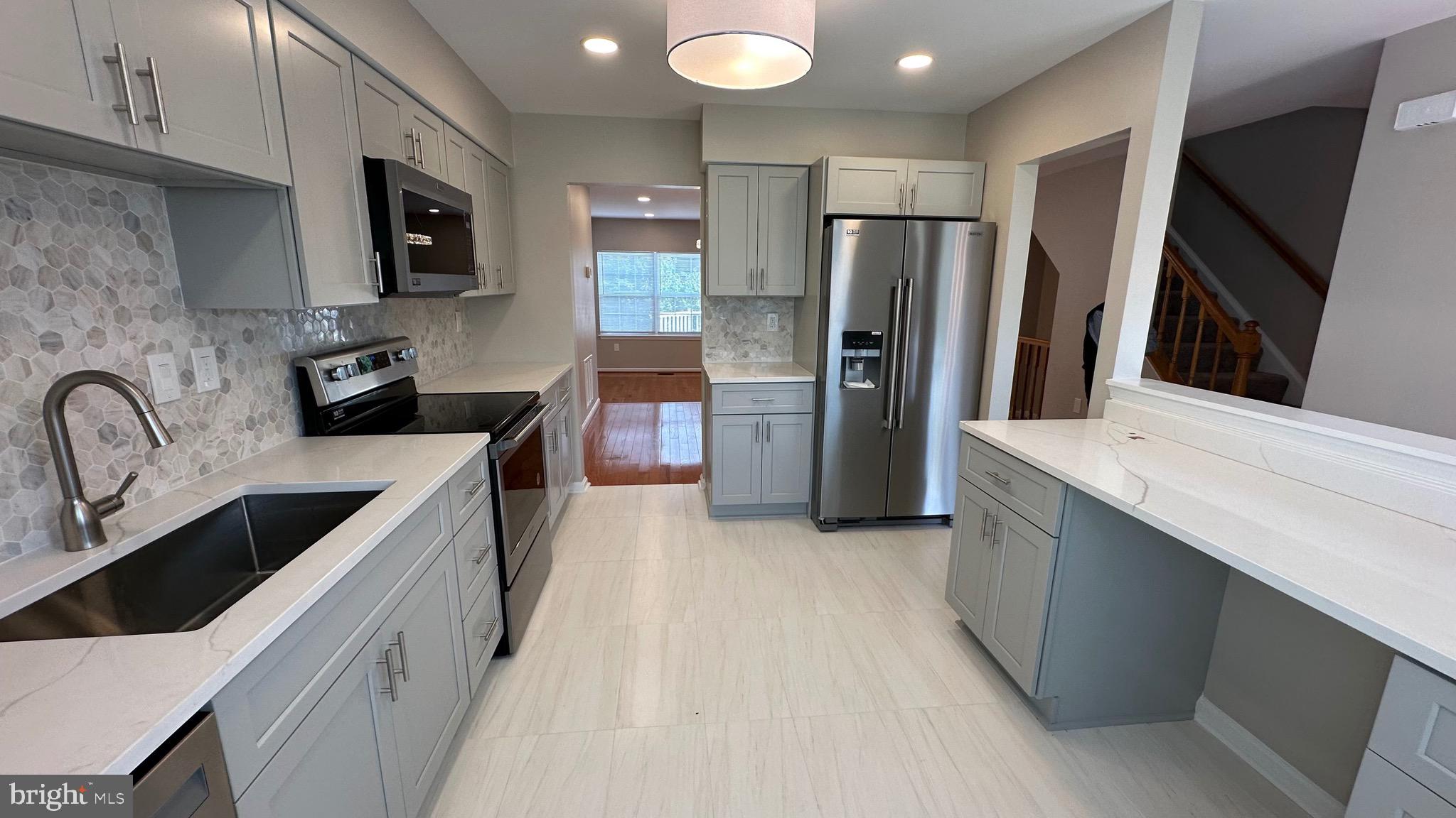 12308 Sandy Point Court Silver Spring, MD 20904 - Photo 2 of 22