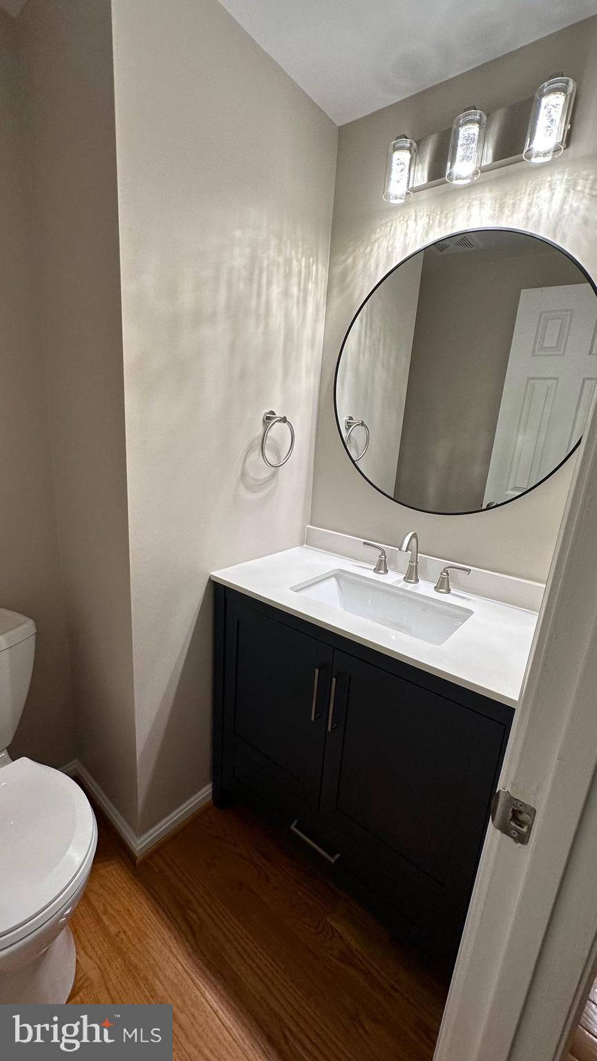 12308 Sandy Point Court Silver Spring, MD 20904 - Photo 7 of 22 Powder Room