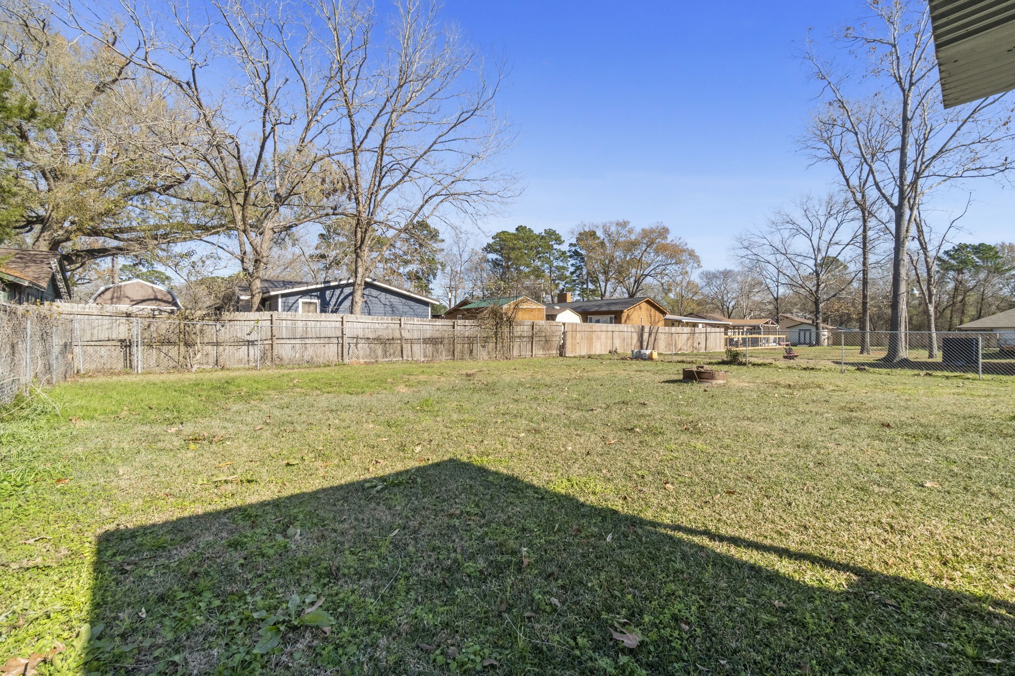 192 Miller Road Livingston, TX 77351 - Photo 33 of 36 a view of outdoor space with garden
