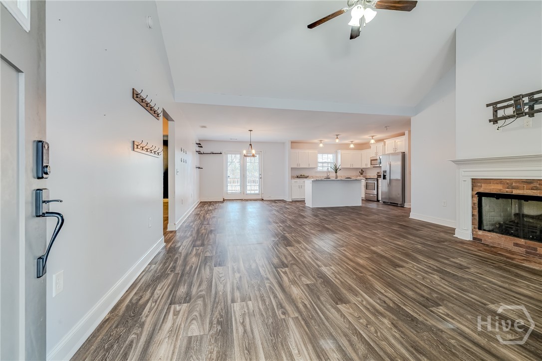 210 Stonebrook Way Statesboro, GA 30458 - Photo 3 of 34