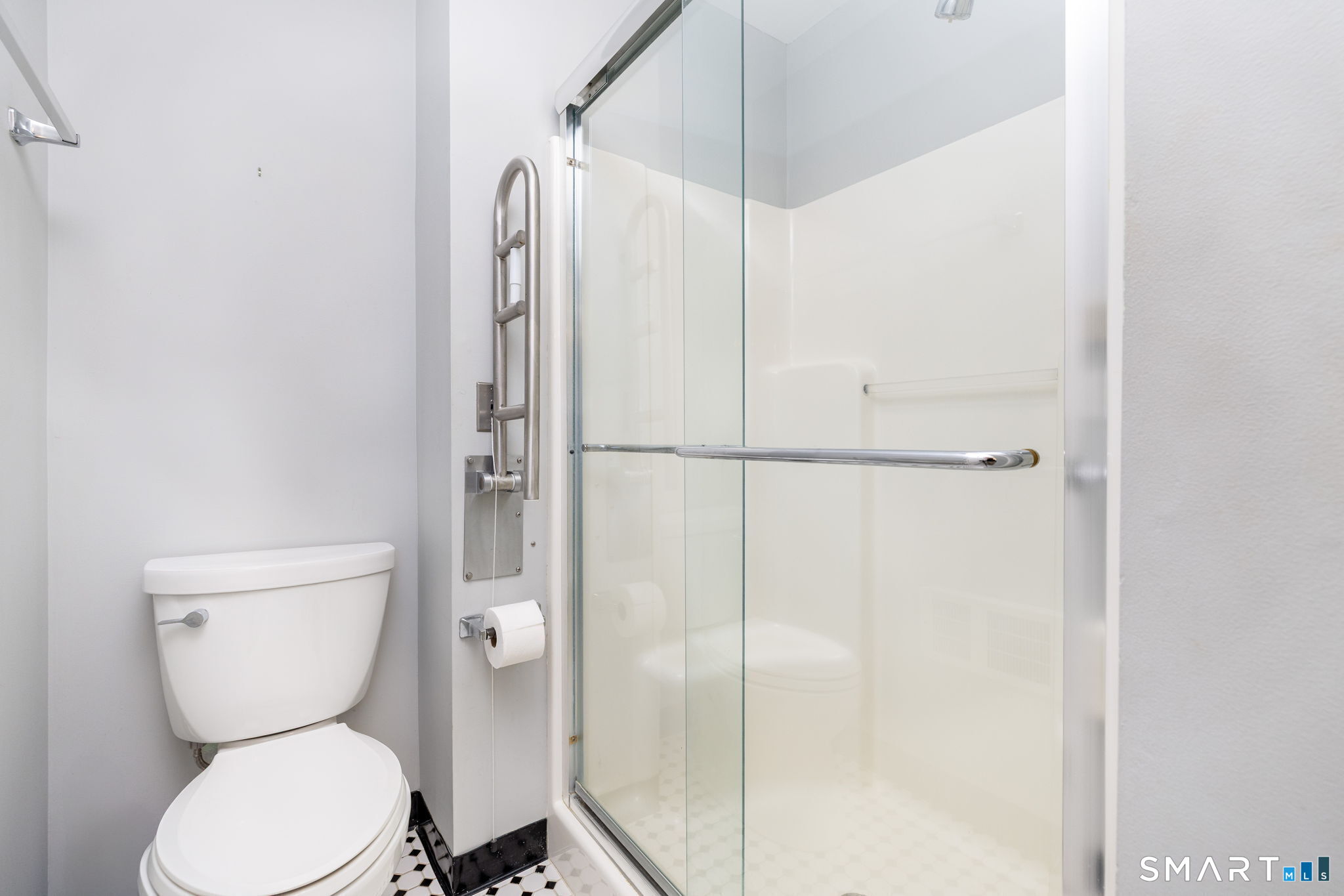 73 Westledge Road Simsbury, CT 06092 - Photo 18 of 34 Gallery Image 18