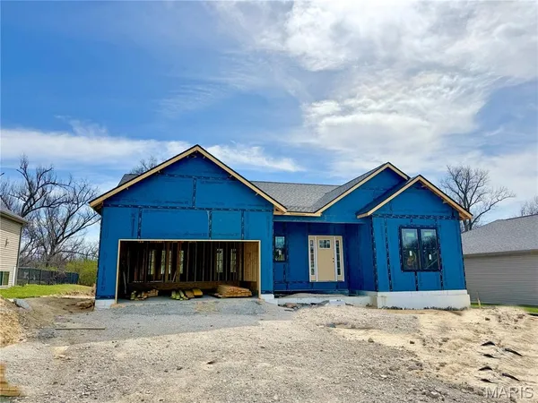 $430,000 | 960 Half Moon Lane, Caseyville, IL 62232