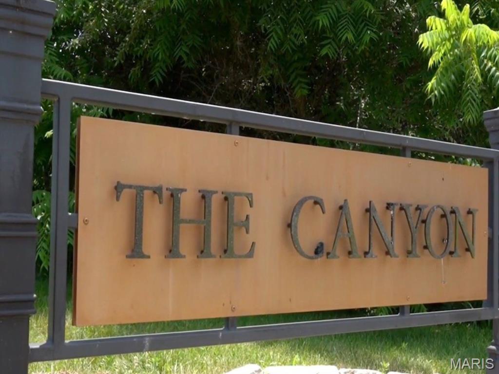 960 Half Moon Lane Caseyville, IL 62232 - Photo 20 of 22