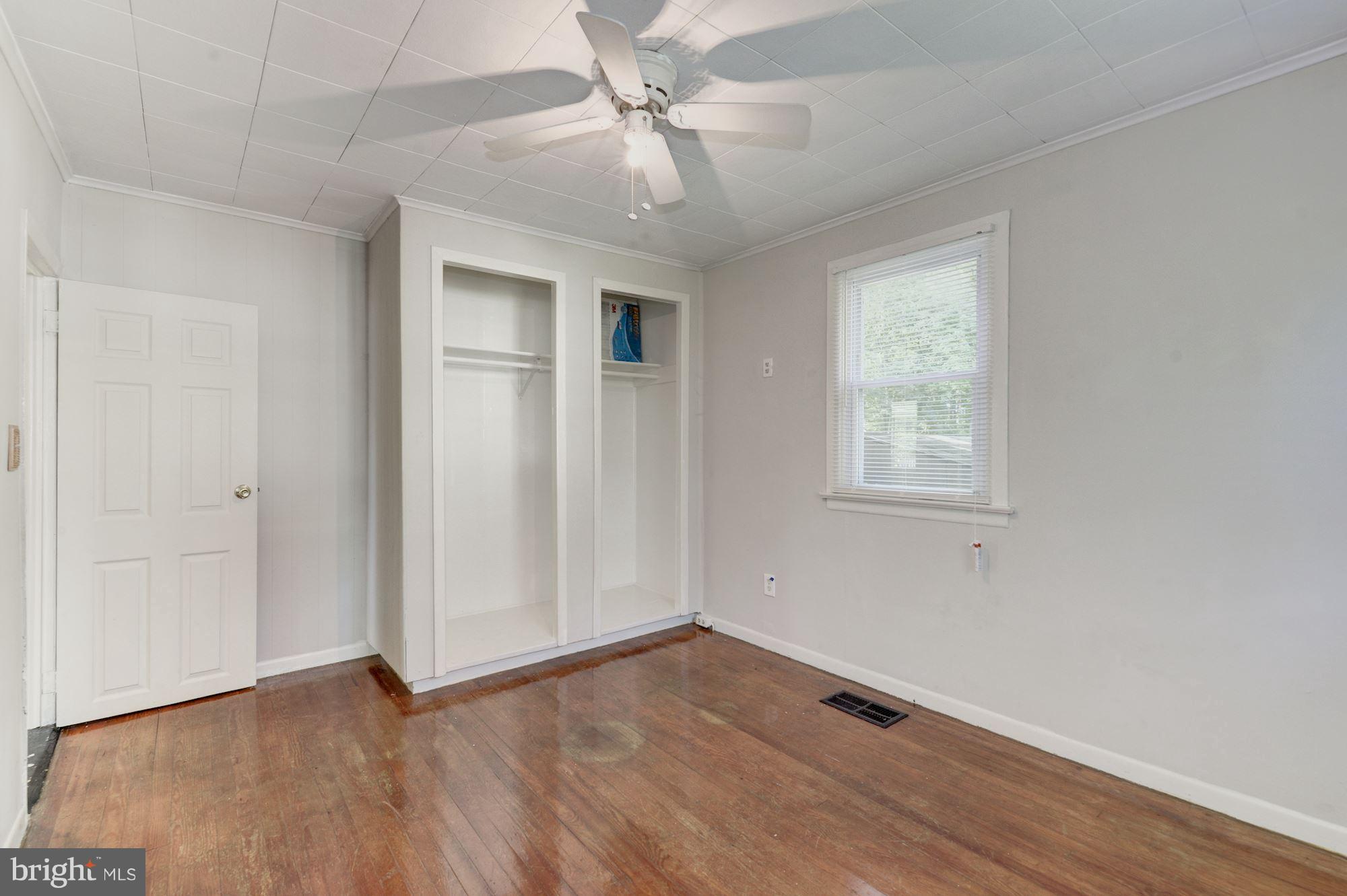 8721 Pohick Road Springfield, VA 22153 - Photo 27 of 30 Bedroom