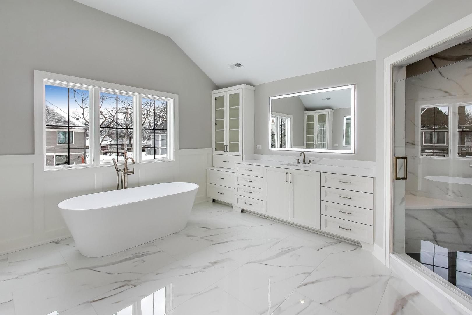 160 Cayuga Avenue Elmhurst, IL 60126 - Photo 15 of 36