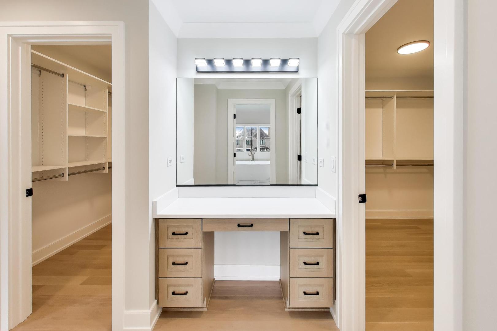 160 Cayuga Avenue Elmhurst, IL 60126 - Photo 17 of 36