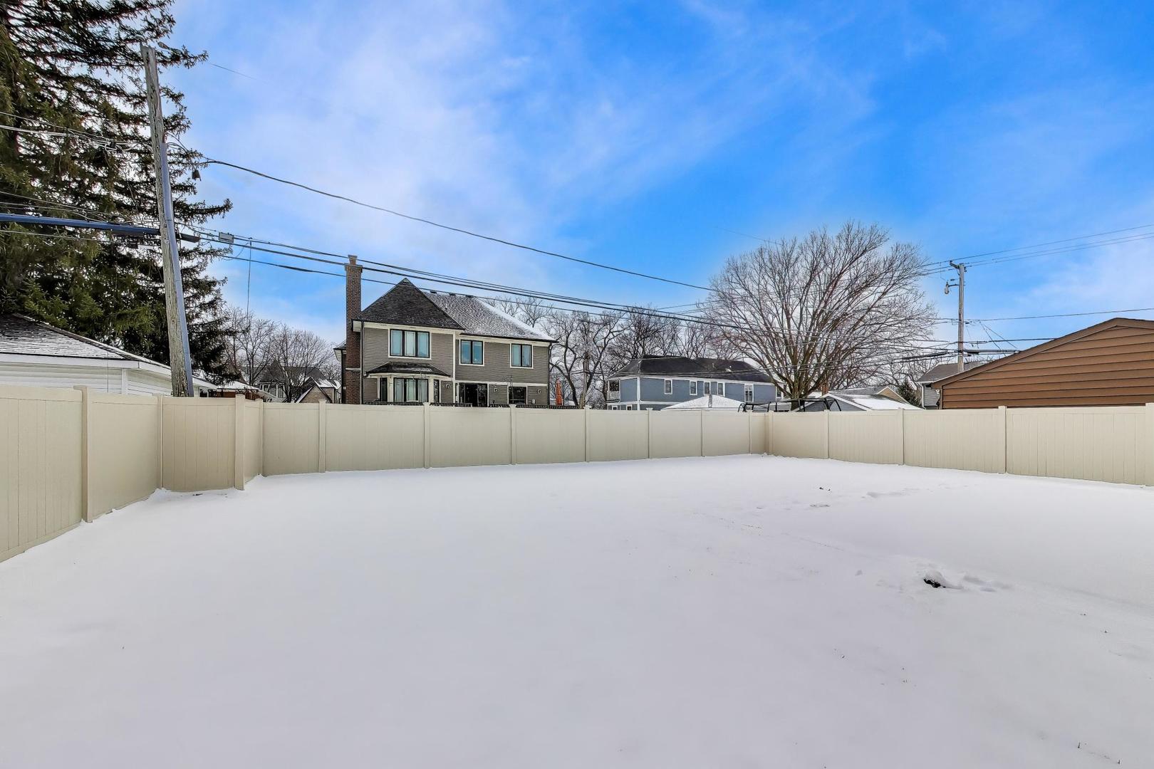 160 Cayuga Avenue Elmhurst, IL 60126 - Photo 30 of 36