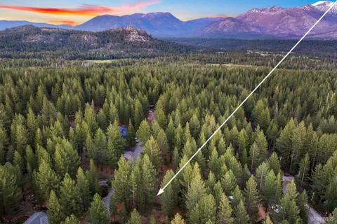 $288,000 | 686 Cayuga Street, South Lake Tahoe, CA 96150