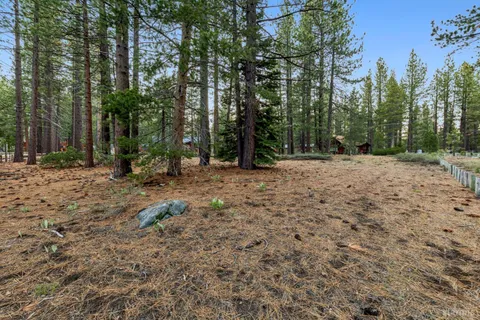 $288,000 | 686 Cayuga Street, South Lake Tahoe, CA 96150