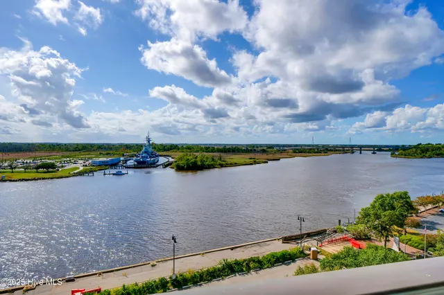 $399,000 | 106 North Water Street, Unit 907, Wilmington, NC 28401