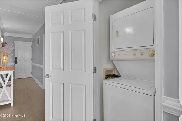 $395,000 | 106 North Water Street, Unit 907, Wilmington, NC 28401