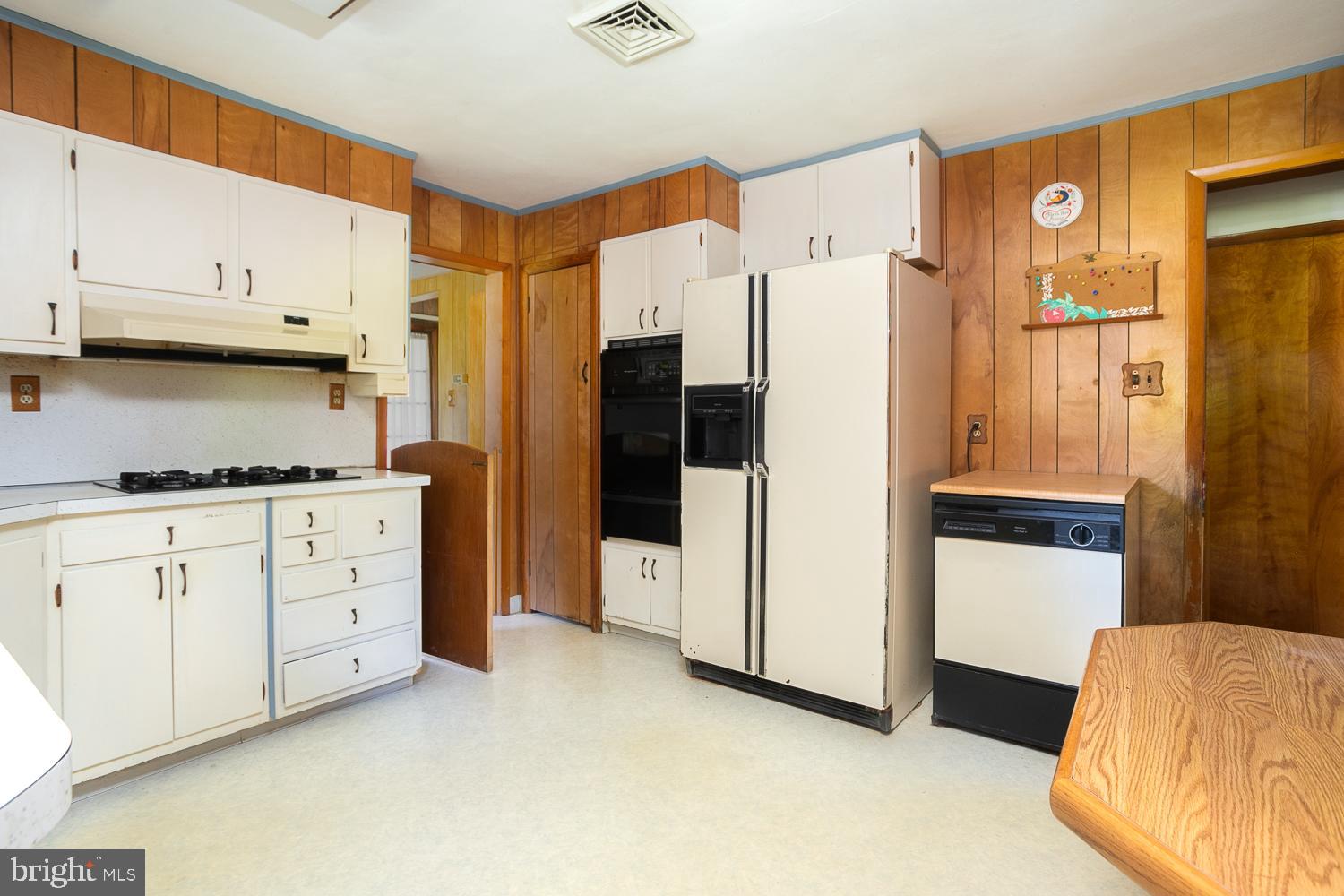 41 Edgewood Road Bordentown, NJ 08505 - Photo 10 of 20 Gallery Image 10