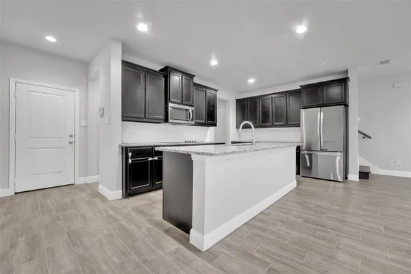 $2,600 | 603 Sandiford Court, Mansfield, TX 76063
