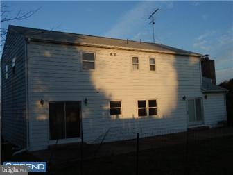 3 Cardinal Road Trenton, NJ 08619 - Photo 2 of 12 Exterior Back