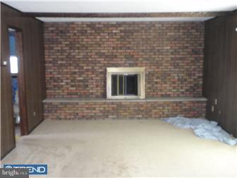 3 Cardinal Road Trenton, NJ 08619 - Photo 6 of 12 Family Room