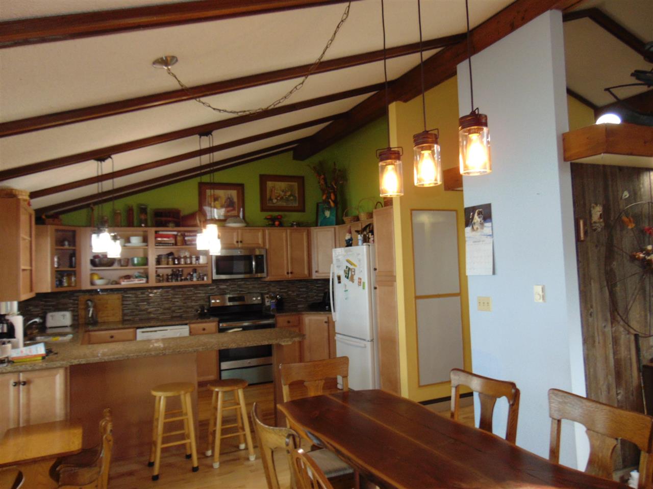 780 South Stony Point Road Suttons Bay, MI 49682 - Photo 15 of 47 1830995-14.JPG