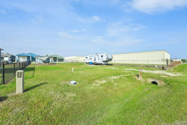 $299,000 | 2570 West Monroe Avenue, Port O'Connor, TX 77982