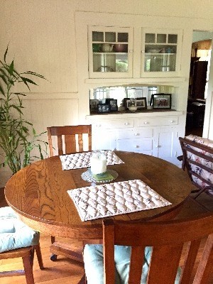 252 Kini Road Mountain View, HI 96771 - Photo 2 of 2 a living room with a rug and a table