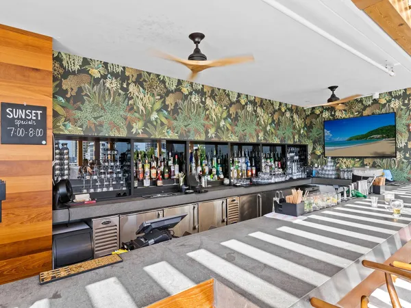 $5,600 | 401 North Birch Road, Unit 903, Fort Lauderdale, FL 33304