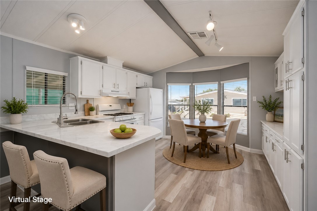 2960 Silver Creek Road, Unit 162 Bullhead City, AZ 86442 - Photo 4 of 29