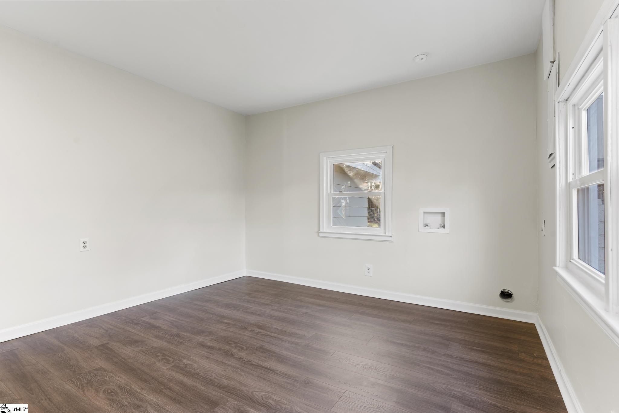130 State Rd S-42-8392 Boiling Springs, SC 29316 - Photo 17 of 36 Gallery Image 17