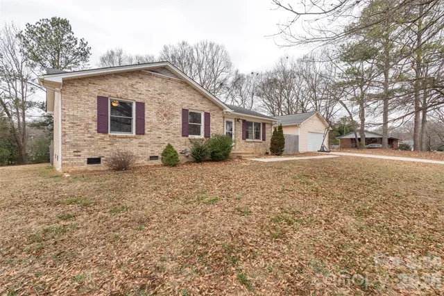 $349,900 | 225 Belhaven Circle, Clover, SC 29710