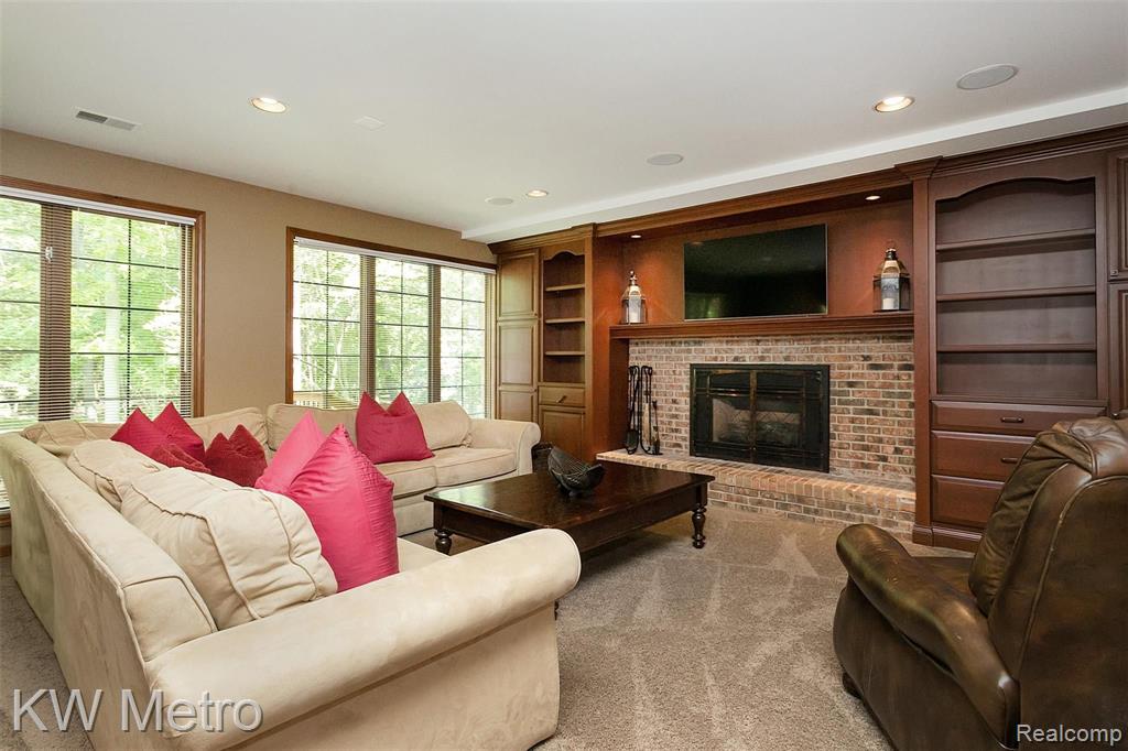 1611 Wakefield Court Rochester Hills, MI 48306 - Photo 45 of 59