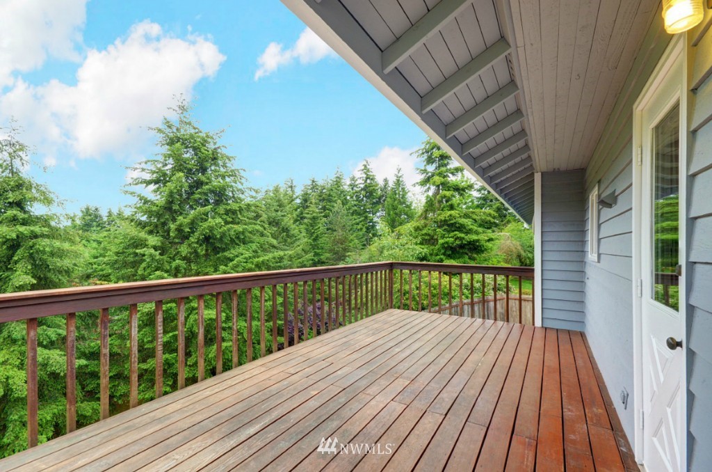 14058 Southeast 158th Street Renton, WA 98058 - Photo 8 of 25 Gallery Image 8
