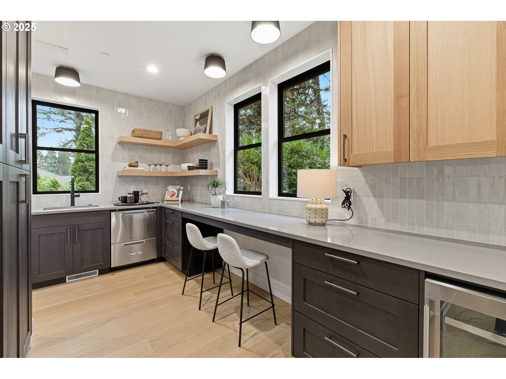 14100 Knaus Road Lake Oswego, OR 97034 - Photo 15 of 45