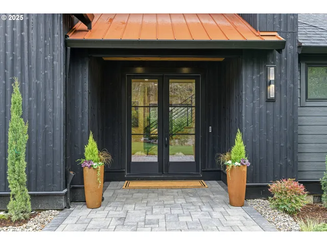 $2,895,000 | 14100 Knaus Road, Lake Oswego, OR 97034