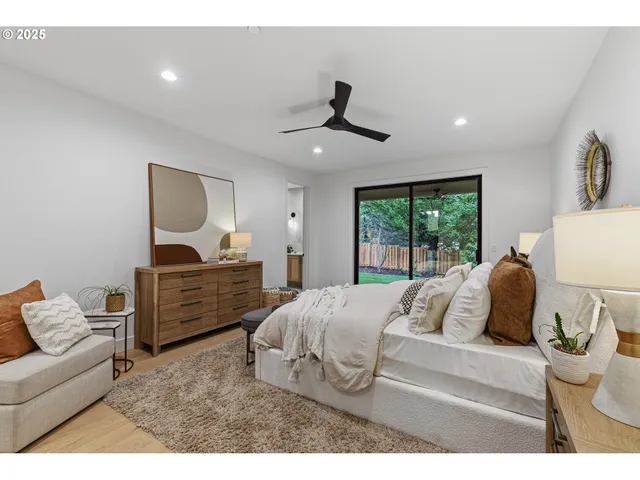 $2,895,000 | 14100 Knaus Road, Lake Oswego, OR 97034