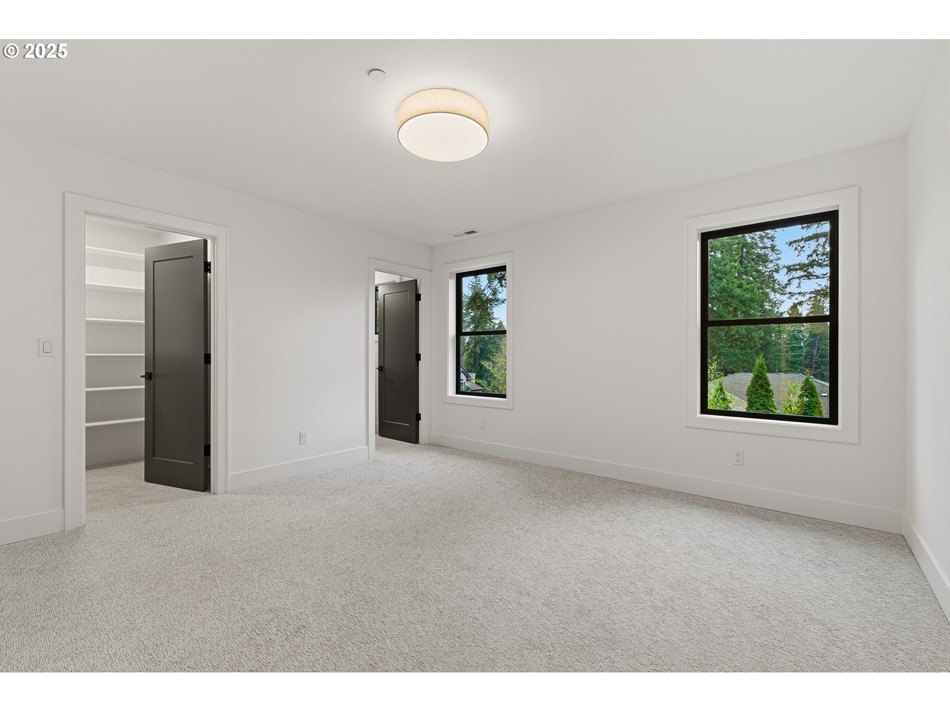 14100 Knaus Road Lake Oswego, OR 97034 - Photo 32 of 45