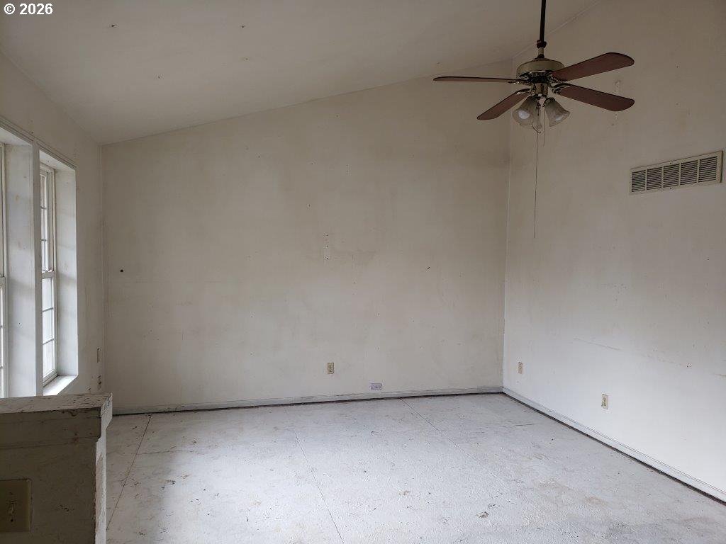 907 South College Street Joseph, OR 97846 - Photo 12 of 25 a view of a room that has a window in it