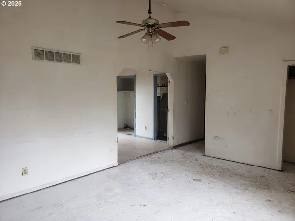 $169,900 | 907 South College Street, Joseph, OR 97846