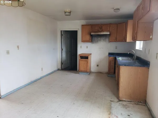 $169,900 | 907 South College Street, Joseph, OR 97846