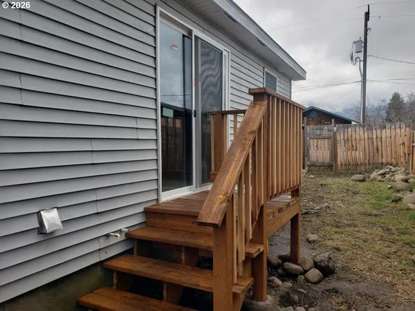 $169,900 | 907 South College Street, Joseph, OR 97846