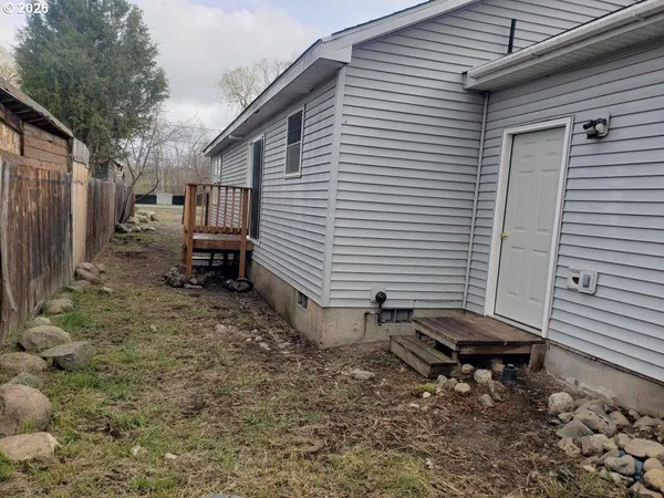 $169,900 | 907 South College Street, Joseph, OR 97846