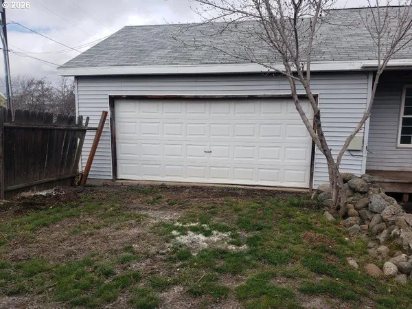 $169,900 | 907 South College Street, Joseph, OR 97846