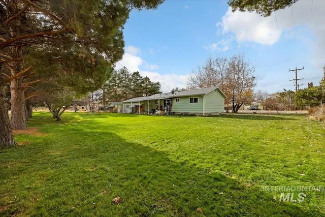 $319,900 | 518 South Edith Street, Shoshone, ID 83352