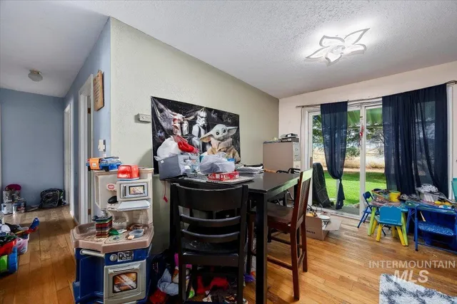 $319,900 | 518 South Edith Street, Shoshone, ID 83352