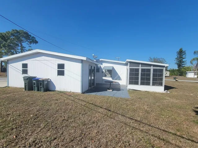 $1,600 | 8385 Aero Avenue, North Port, FL 34287