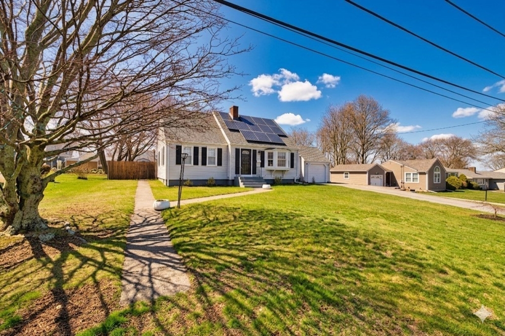 340 Kaufman Road Somerset, MA 02726 - Photo 2 of 42 Gallery Image 2
