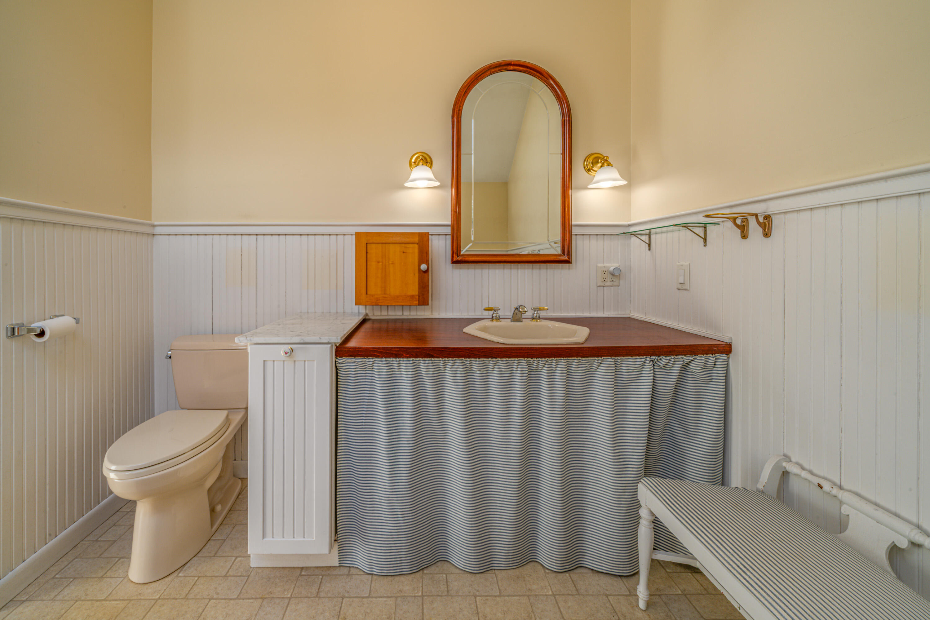 568 Bluff Road Northport, ME 04849 - Photo 28 of 46 568 Bluff Rd. 1st-Fl Bath.1