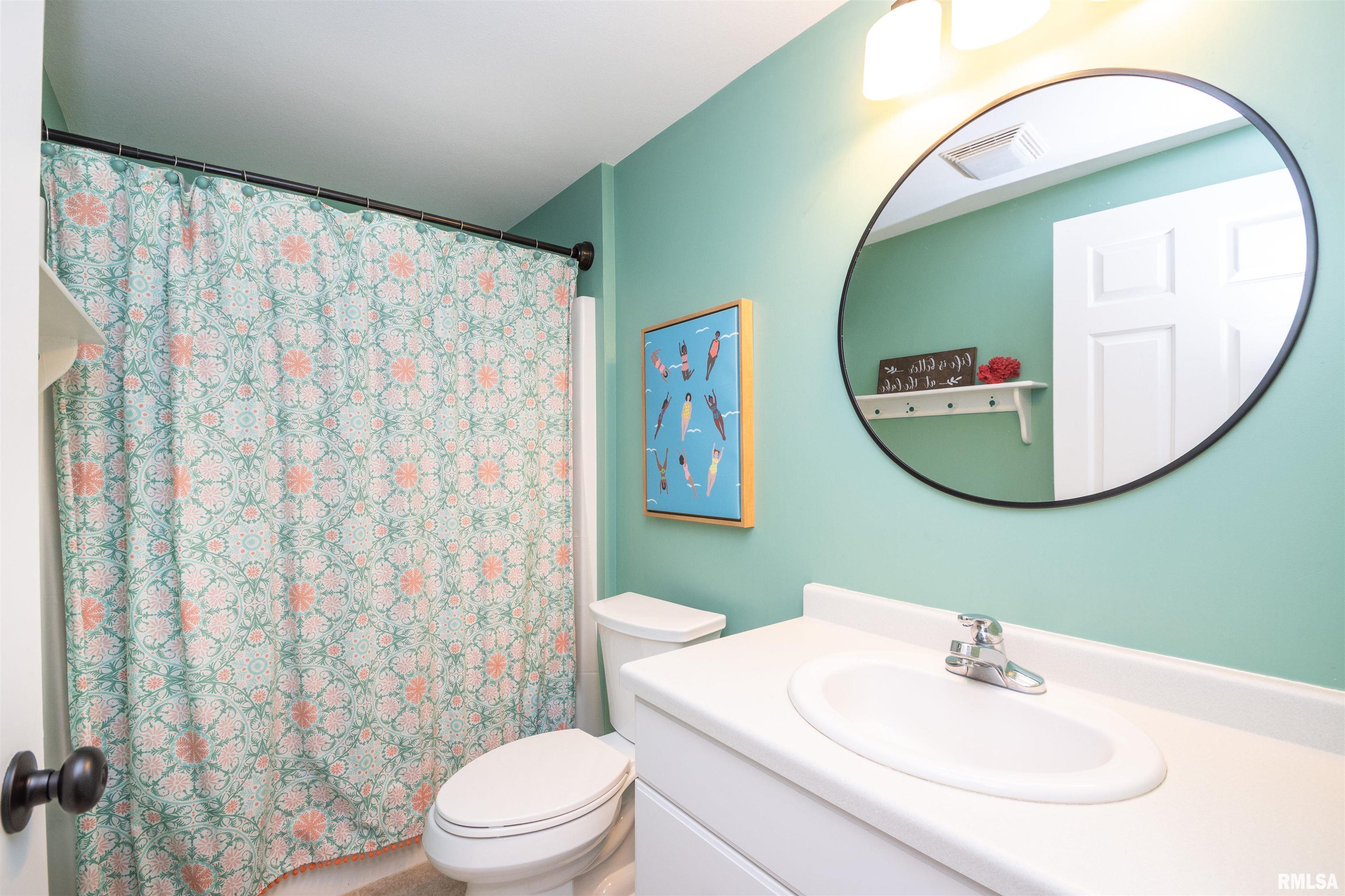 84 Walnut Court Dahinda, IL 61428 - Photo 15 of 53