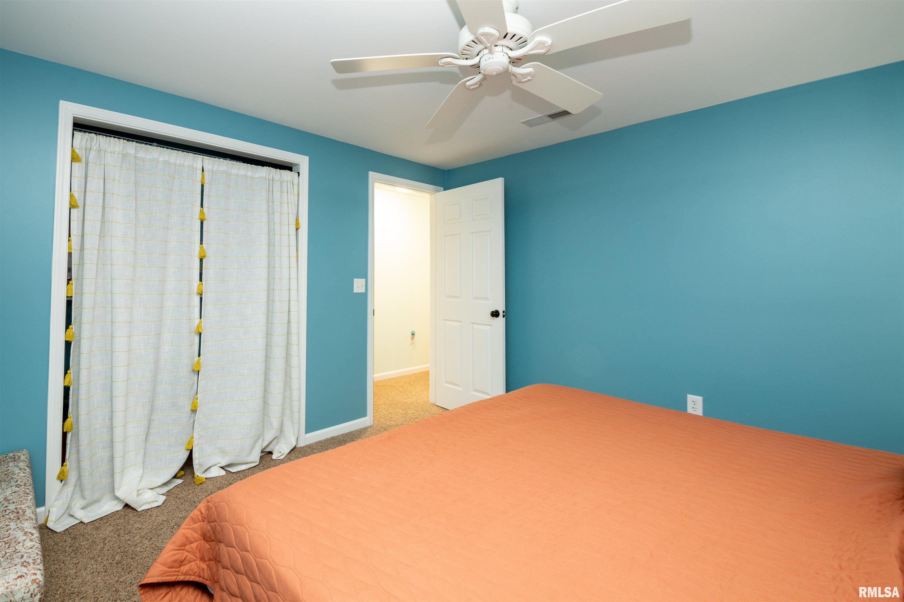 84 Walnut Court Dahinda, IL 61428 - Photo 34 of 53