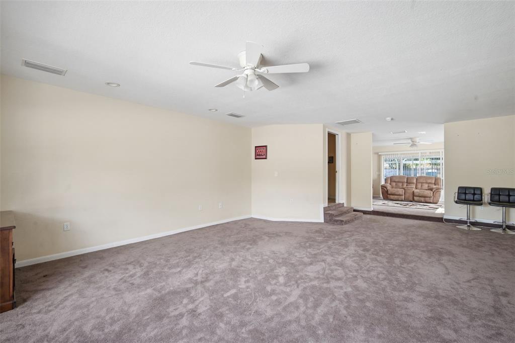 4449 Tarpon Drive Tampa, FL 33617 - Photo 24 of 36