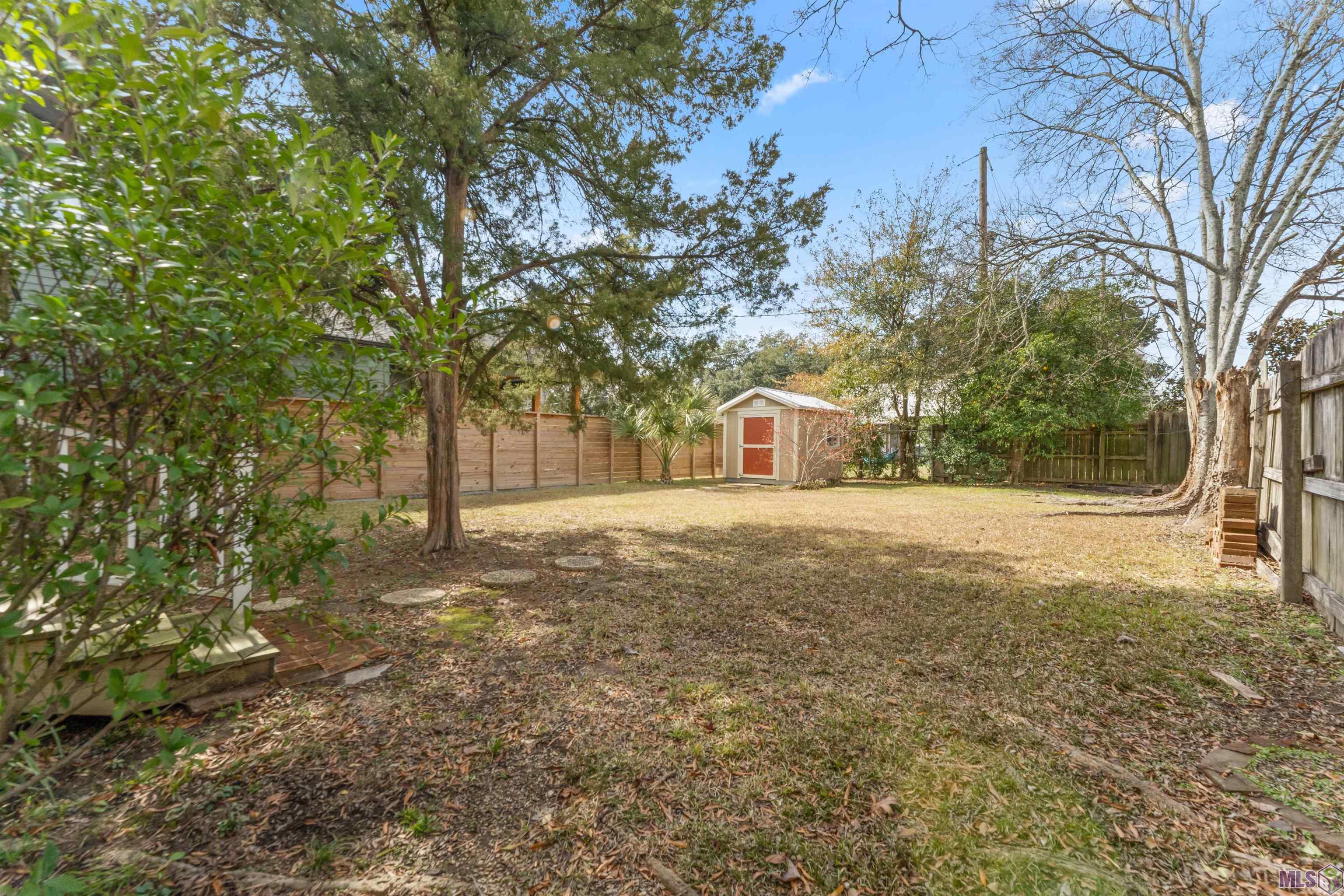 546 Moore Street Baton Rouge, LA 70806 - Photo 13 of 17